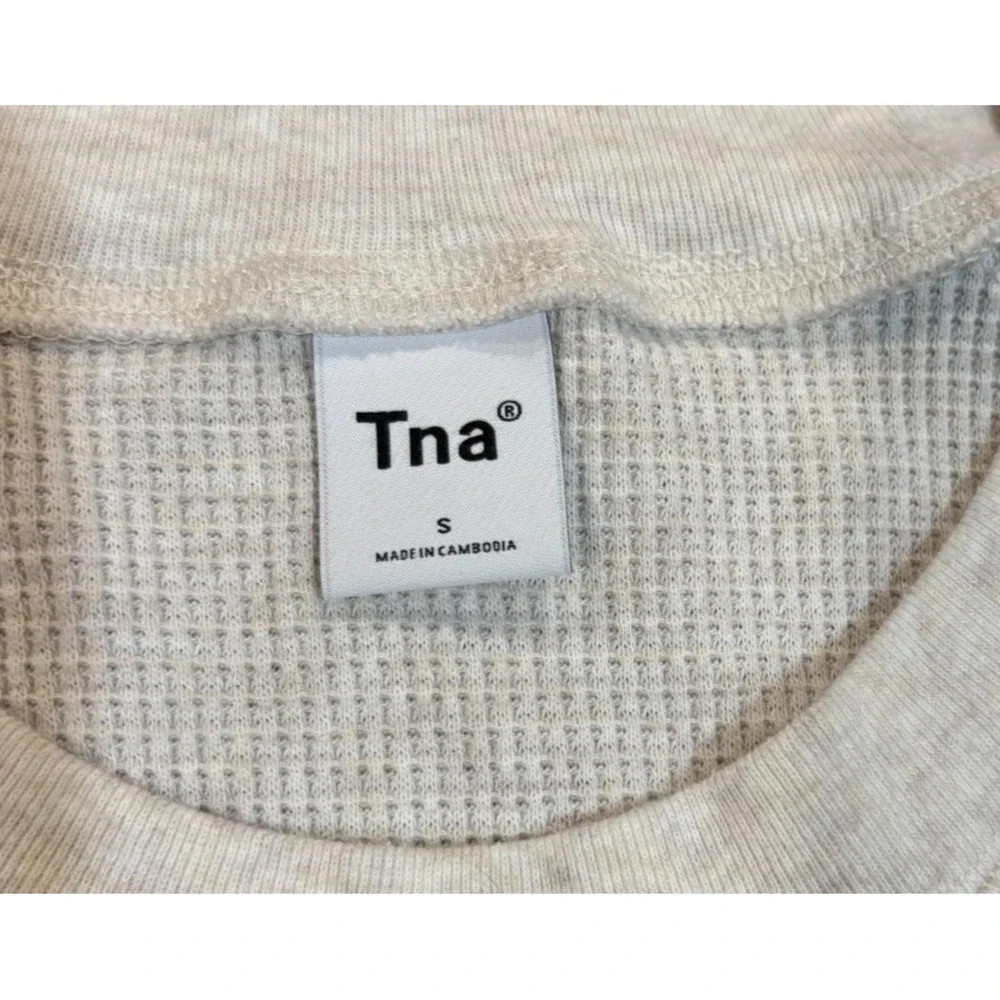 Aritzia TNA long sleeve crew neck waffle thermal henley oatmeal sz small womens' - Picture 3 of 8